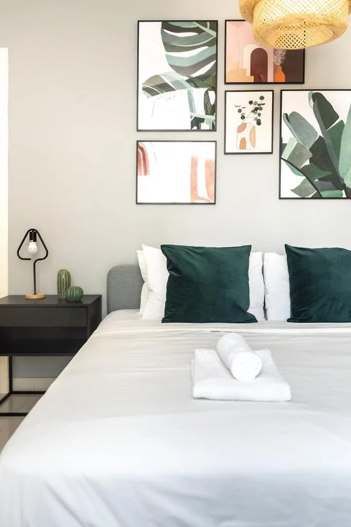 Guestready Holiday Homes - Light Abode Dubai 0*,